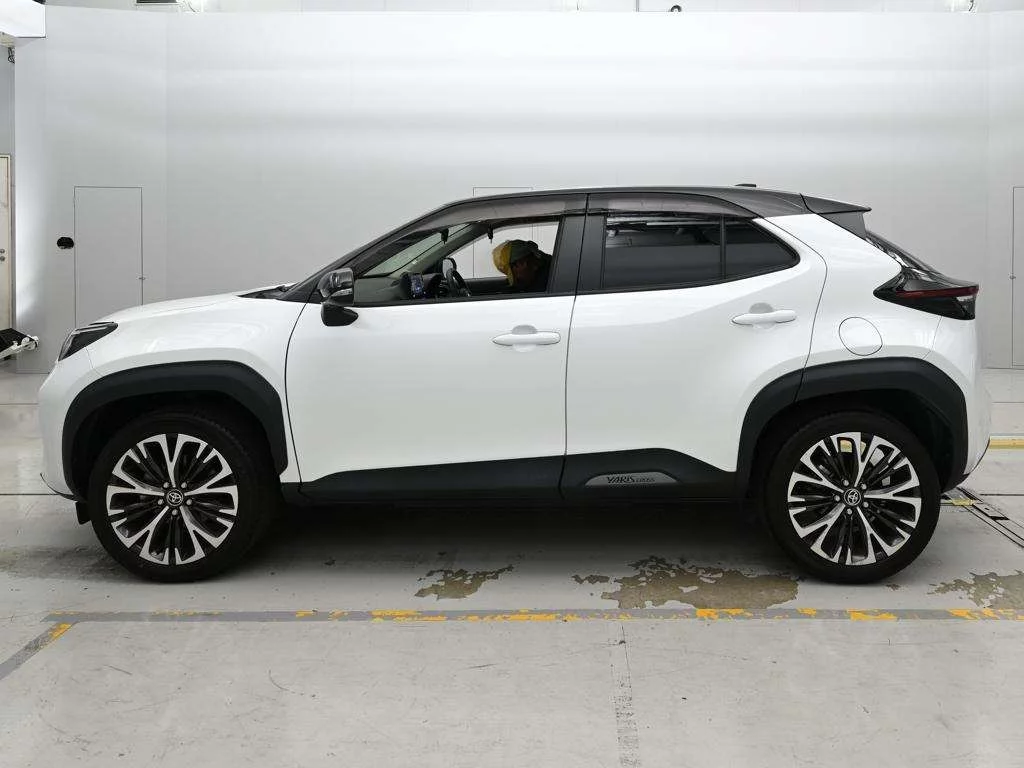 Toyota Yaris Cross MXPB10 2022